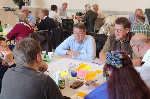 Lokale ildsjæle drøfter lokal udvikling